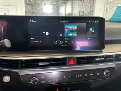 2026 Kia Sorento - Photo 8