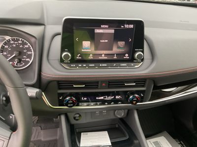 2026 Nissan Rogue - Photo 13