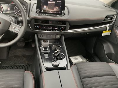 2026 Nissan Rogue - Photo 5