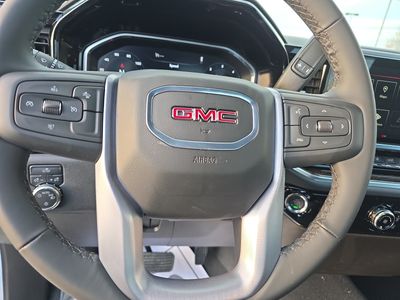2026 GMC Sierra 2500HD — photo 8 view