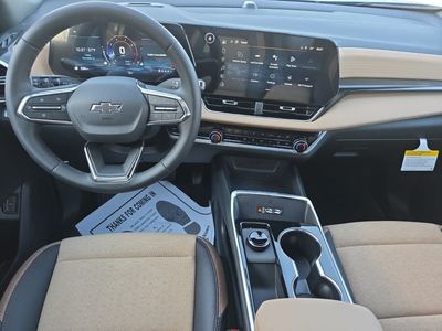 2026 Chevrolet Equinox — photo 10 view