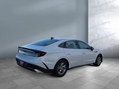 2026 Hyundai Sonata - Photo 3