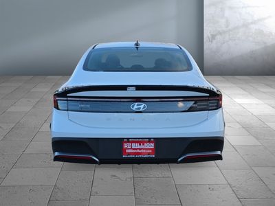 2026 Hyundai Sonata - Photo 4