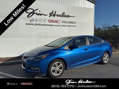 2017 Chevrolet Cruze LT - Photo 1