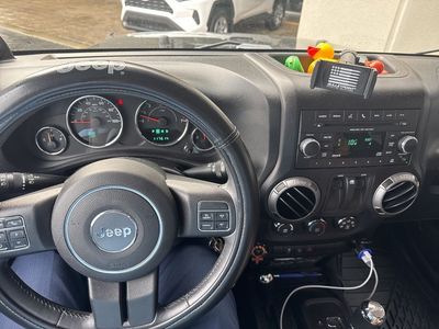 2012 Jeep Wrangler Sport — photo 11 view