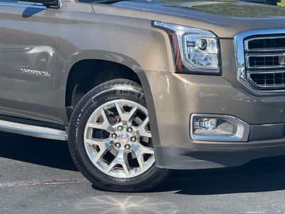 2015 GMC Yukon XL SLT 1500 — photo 7 view