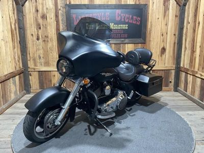 2010 Harley-Davidson Street Glide — side profile view