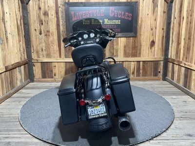 2010 Harley-Davidson Street Glide — detail view
