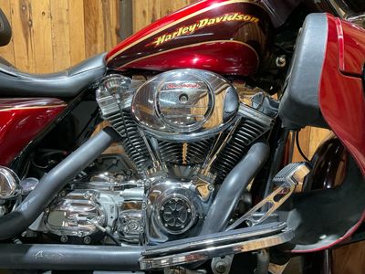 2005 Harley-Davidson FLHTCSE2 Screamin' Eagle Electra Glide 2 - Photo 5