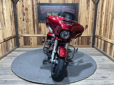 2016 Harley-Davidson Street Glide Special — detail view