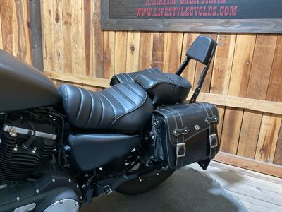2021 Harley-Davidson Iron 883 — photo 9 view