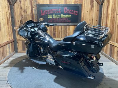 2015 Harley-Davidson Road Glide Special — photo 12 view