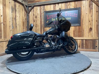2016 Harley-Davidson Road Glide Special — detail view