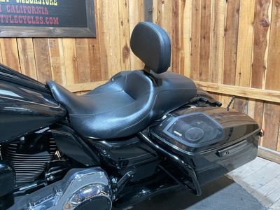 2016 Harley-Davidson Road Glide Special — photo 9 view