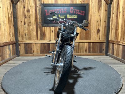 2002 Harley-Davidson FXST/FXSTI Softail Standard — engine compartment view