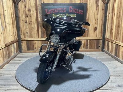 2018 Harley-Davidson Street Glide - Photo 2