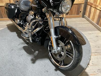 2018 Harley-Davidson Street Glide - Photo 12