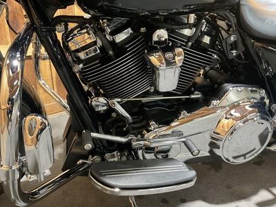 2018 Harley-Davidson Street Glide - Photo 14