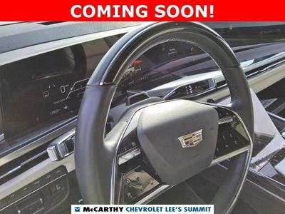 2025 Cadillac Escalade — photo 12 view