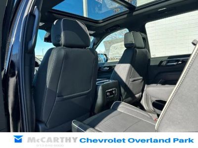 2026 Chevrolet Suburban - Photo 20