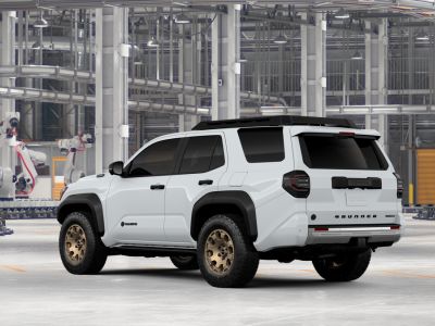 2026 Toyota 4Runner i-FORCE MAX - Photo 5