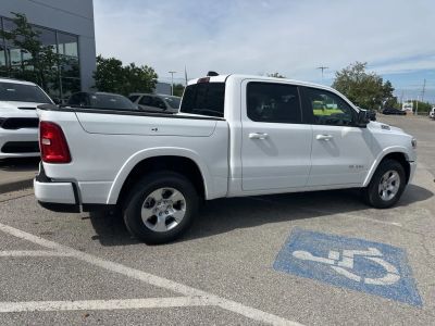 2026 RAM 1500 — photo 32 view