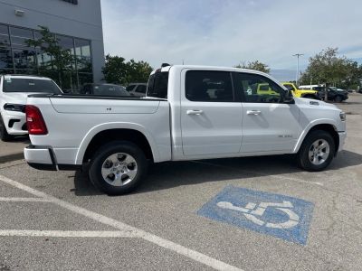 2026 RAM 1500 — photo 33 view