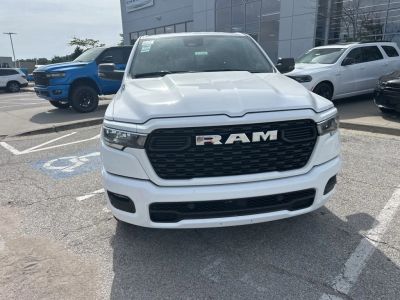 2026 RAM 1500 — photo 9 view