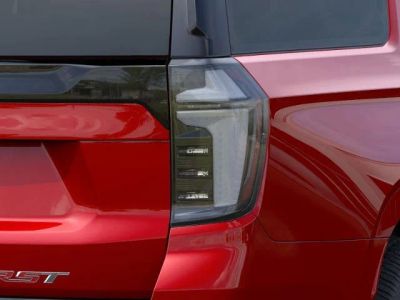 2026 Chevrolet Suburban — photo 12 view