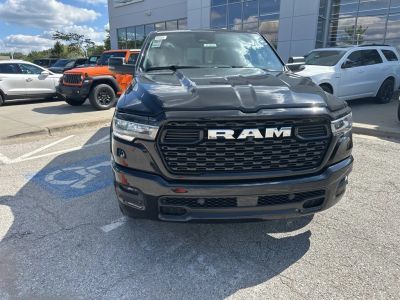 2026 RAM 1500 — photo 8 view