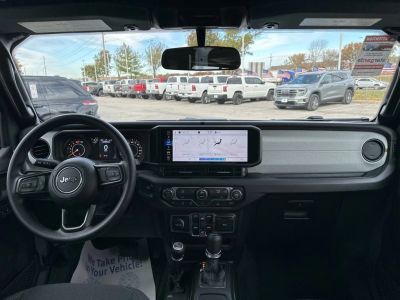 2026 Jeep Wrangler - Photo 2
