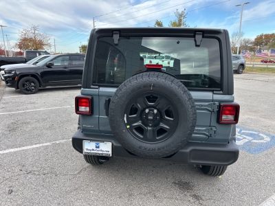2026 Jeep Wrangler - Photo 26