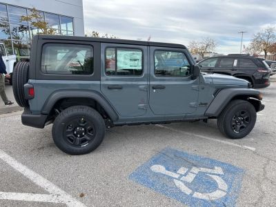 2026 Jeep Wrangler - Photo 32