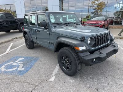 2026 Jeep Wrangler - Photo 38