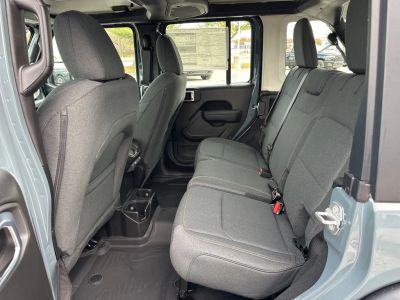2026 Jeep Wrangler - Photo 41