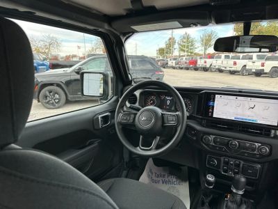 2026 Jeep Wrangler - Photo 48