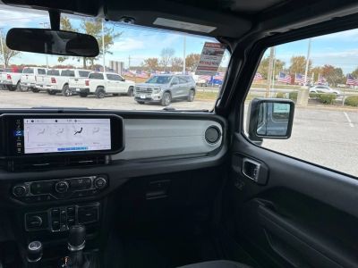 2026 Jeep Wrangler - Photo 49