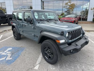 2026 Jeep Wrangler - Photo 6