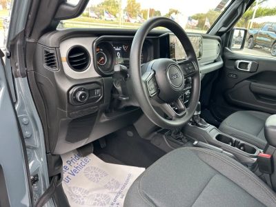 2026 Jeep Wrangler - Photo 56