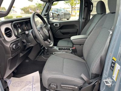 2026 Jeep Wrangler - Photo 57
