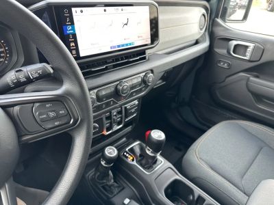 2026 Jeep Wrangler - Photo 67