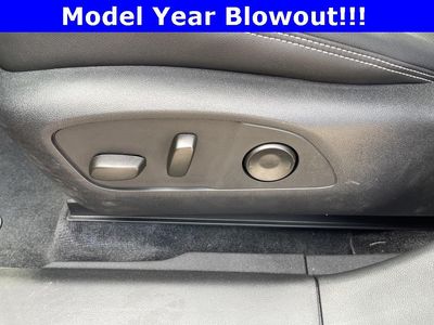 2024 Chevrolet Blazer EV — photo 13 view
