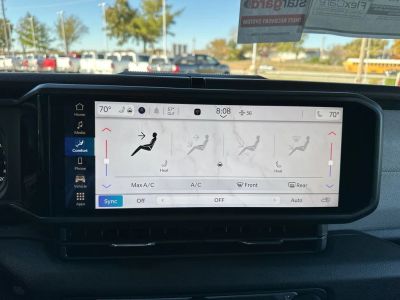 2026 Jeep Wrangler — photo 15 view