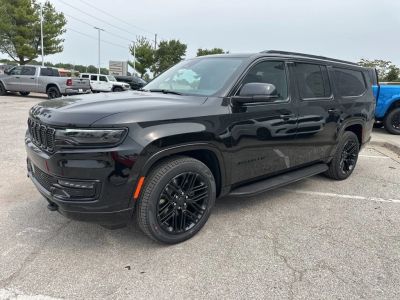 2025 Jeep Wagoneer L - Photo 10