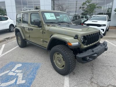 2025 Jeep Wrangler — side profile view