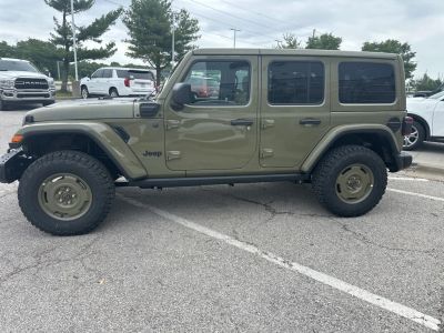 2025 Jeep Wrangler — photo 11 view