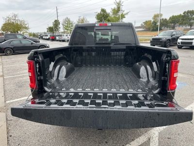 2026 RAM 1500 — photo 12 view