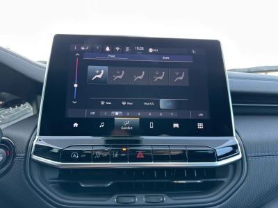 2026 Jeep Compass - Photo 14