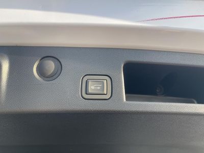 2026 Chevrolet Equinox — photo 12 view