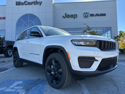 2025 Jeep Grand Cherokee - Photo 1